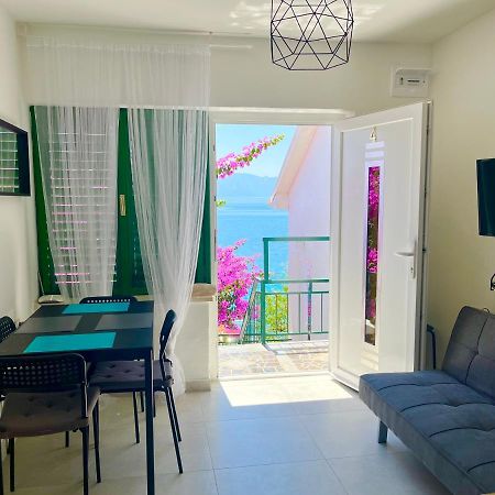 Appartement Vila Lucija à Brist Extérieur photo