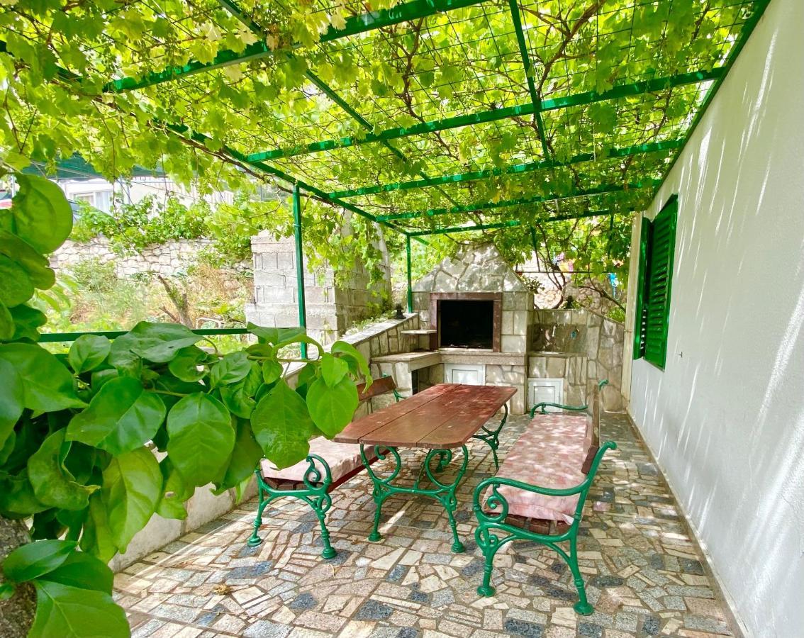 Appartement Vila Lucija à Brist Extérieur photo