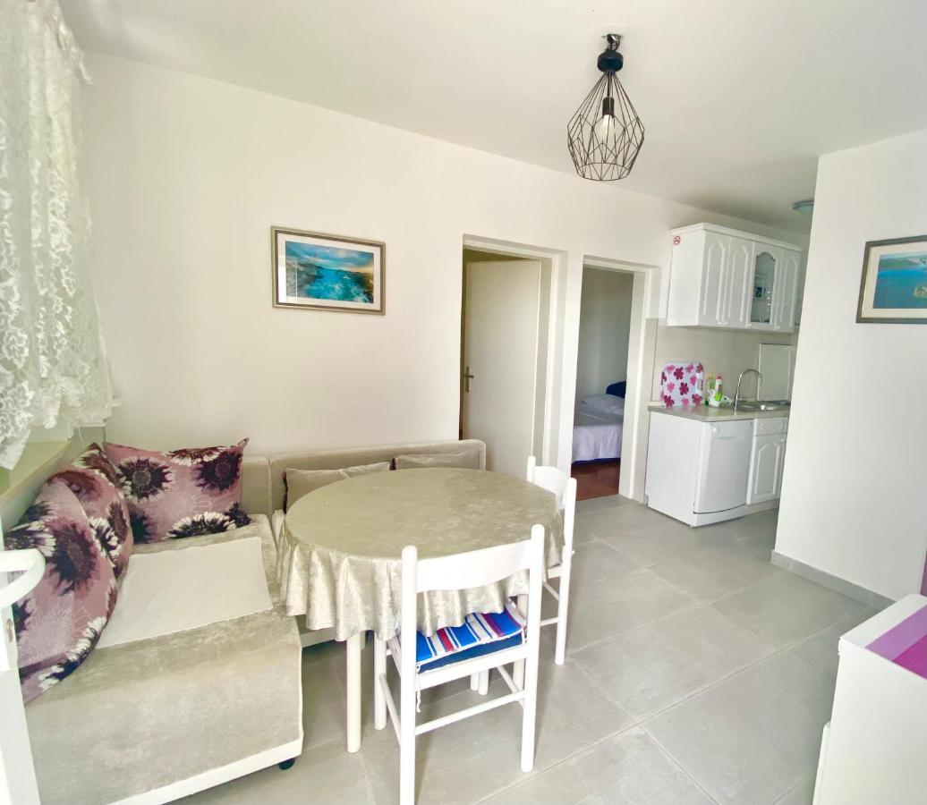 Appartement Vila Lucija à Brist Extérieur photo